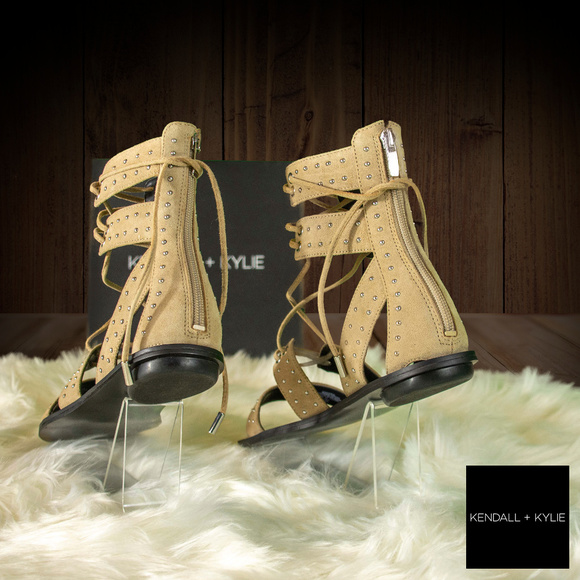 Kendall & Kylie Fabia Studded Gladiator Sandal - Picture 4 of 7